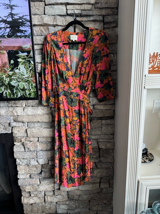 Sezane Dresses & Skirts - Sezane Floral Midi Dress